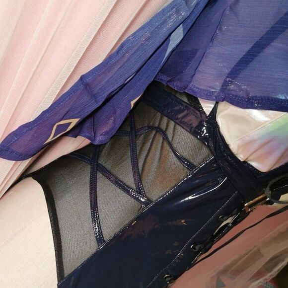 Genshin Impact Eula Cosplay Medium Halloween Costume Playboy Bunny Party Anime - Picture 10 of 11